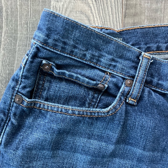 34x30 Lucky Brand 221 Original Straight Jeans
# 7MP1795
100% cotton
Blue - Picture 4 of 9